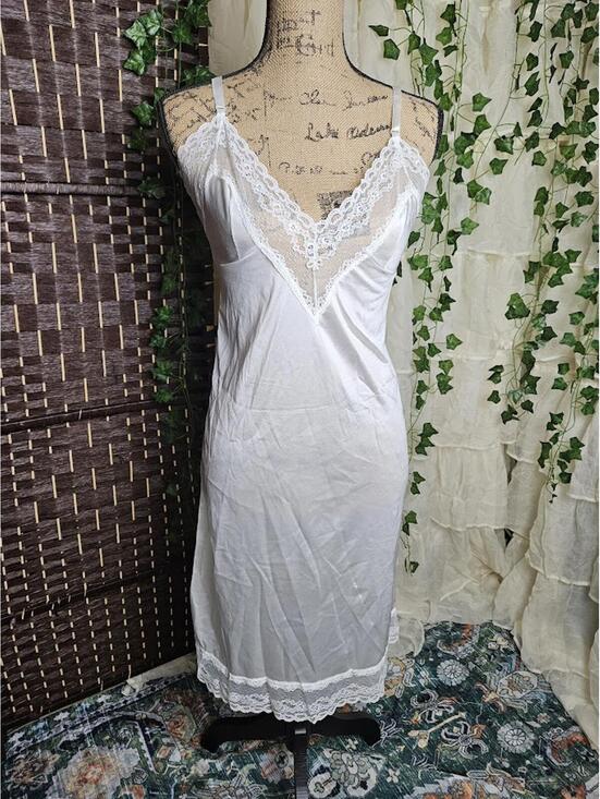 Other - Vintage Ashley Taylor White Lace Slip Dress Coquette Bridal Cottagecore Size 32